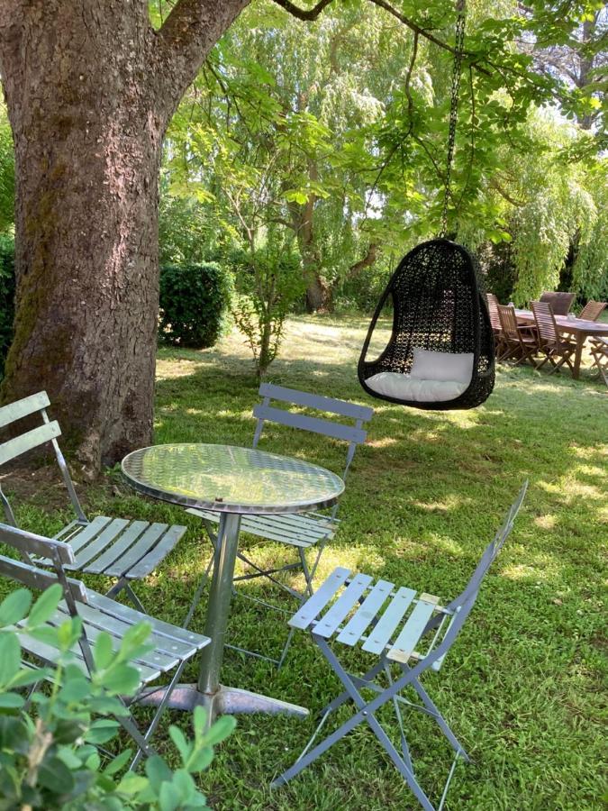Domaine De Menerque - Petit Chateau Avec Piscine Lisle-sur-Tarn Екстериор снимка